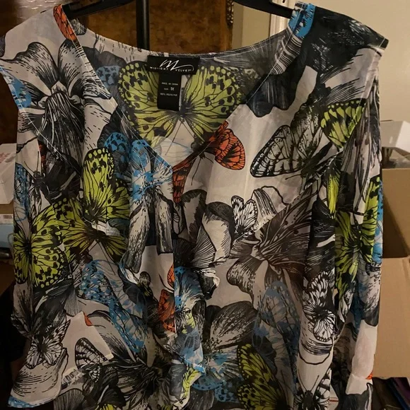 High-Low blouse - Picture 1 of 3